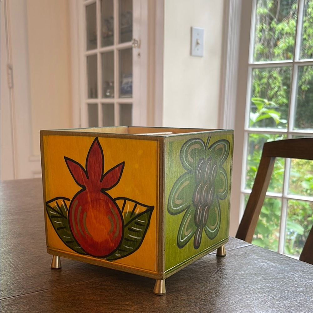 Kakadu cutlery holder